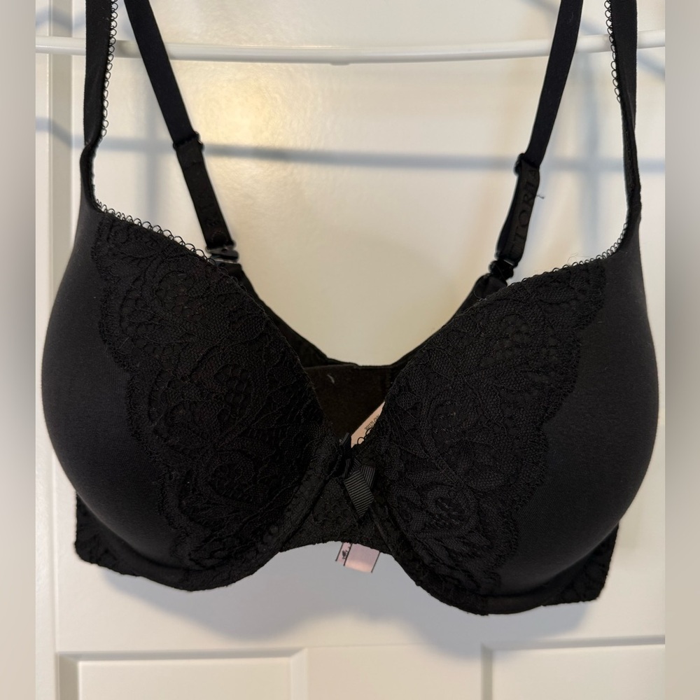 Victoria's Secret Body By Victoria Perfect Shape Push Up Lace Trim 36C - Picture 2 of 7